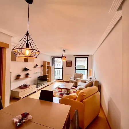 Atuairehome Cordon 3 Piso En Centro Historico Parking Incluido * Burgo